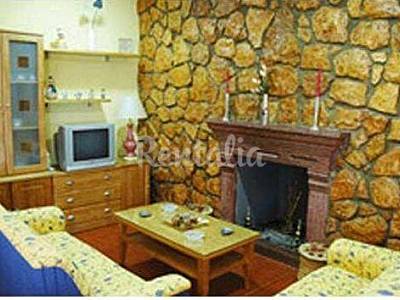 Salón con chimenea Casa Cuenca San Clemente Casa