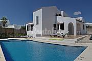 Villa en alquiler a Frente al Faro de Artutx Menorca