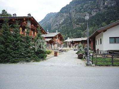 Gran Becca - House with 10 bedrooms Aosta