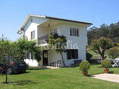 Casa de 3 habitaciones con jardín privado Pontevedra
