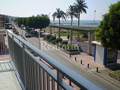 2 Apartments on the beach front line Málaga