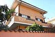 Apartment for 2-4 people 1,2 km from the beach Rome