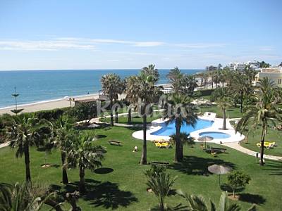 4 Apartamentos 1a línea de playa en Las Mimosas Málaga