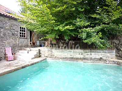 Peaceful cottage w/ swimming pool for 10 people Viana do Castelo