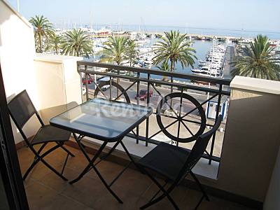 6 Apartments for 2-24 people only 100 meters from the beach Málaga