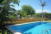 Villa con piscina en Roche Viejo a 9 min. playa Cádiz