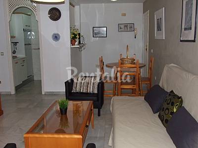 Fondo cocina Bonito Salón Málaga Benalmádena Apartamento