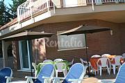 Casa en alquiler a 1.8 km de la playa Barcelona