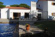 House for 10-15 people only 1500 meters from the beach Lisbon