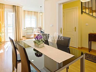 Nice and calm house only 4 km from the centre. Granada