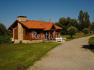 6 Exterior del aloj. Braga Amares Casa