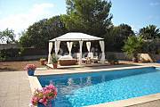 Bonita casa en el campo con jardin y piscina  Ibiza