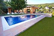 Villa de 4 habitaciones a 4 km de la playa Girona
