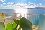 Apartment with 2 bedrooms on the beach front line Alicante
