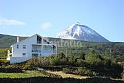 House for rent only 600 meters from the beach Isle of Pico