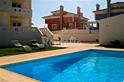 Luxury Villa with Pool 5min walk from the beach! Lisbon