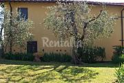 4 Apartamentos con piscina Florencia