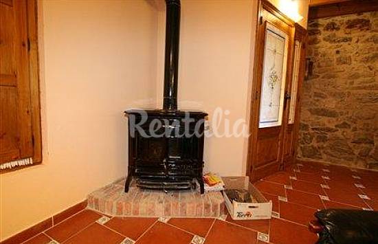 Casa Interior del aloj. Asturias Peñamellera Baja Casa