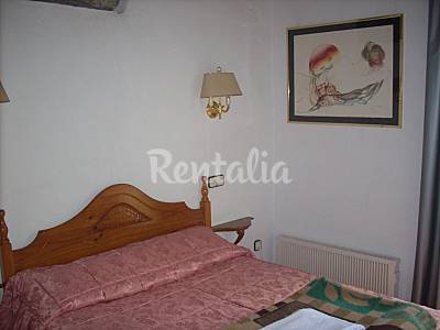 Apartment Bedroom Huesca Benasque Apartment