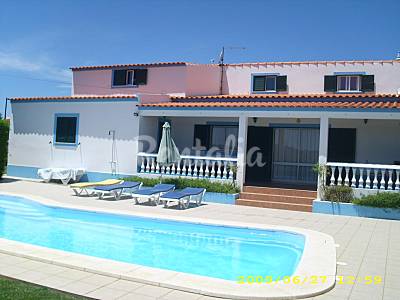 Spectacular villa with pool near Luz beach, Lagos Algarve-Faro
