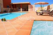 Villas with 3 oder 4 bedrooms 3 km from the beach Gran Canaria