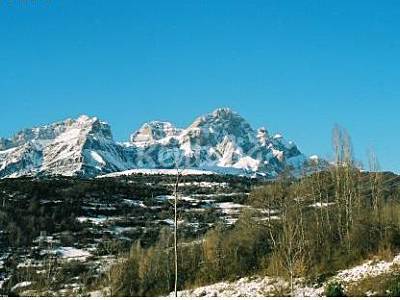 Apartment in the Spanish Pyrenees in Valle de Tena Huesca