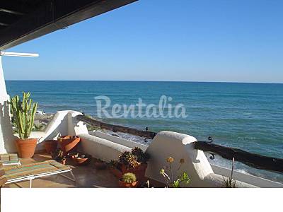 Apartamento de 4 habitaciones en 1a línea de playa Barcelona