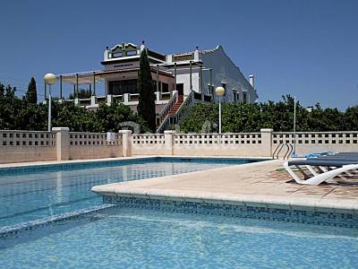 Villa en alquiler a 10 km de la playa Valencia