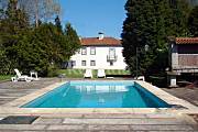 Manor House,garden,swimming pools and 3 cottages  Braga