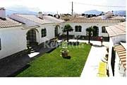 Bungalows Alhambra for rent with swimming pool Tarragona